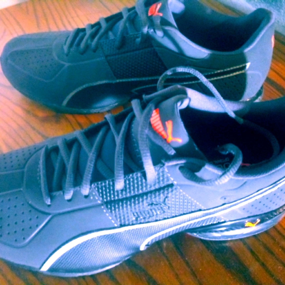 Men's PUMA shoes